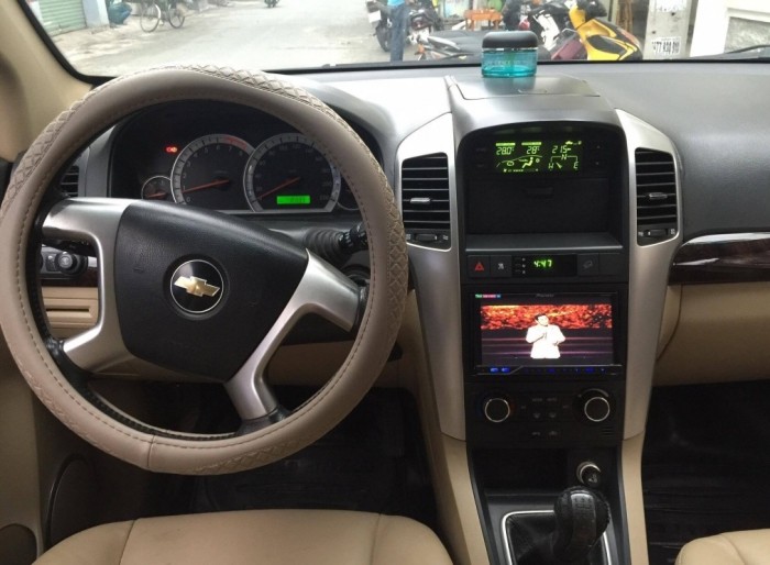 Cần bán Chevrolet Captiva LT 2009 số sàn màu đen xe gia đình sử dụng