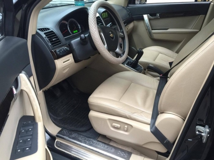 Cần bán Chevrolet Captiva LT 2009 số sàn màu đen xe gia đình sử dụng