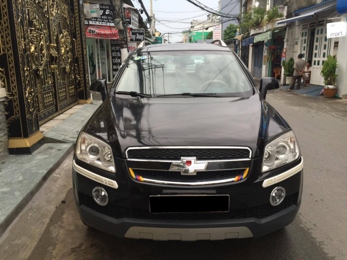 Cần bán Chevrolet Captiva LT 2009 số sàn màu đen xe gia đình sử dụng