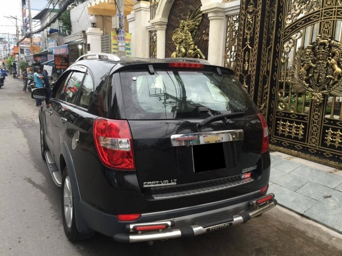 Cần bán Chevrolet Captiva LT 2009 số sàn màu đen xe gia đình sử dụng