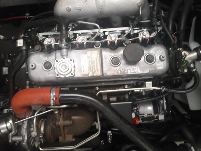 Xe Isuzu QKR55H 1,9 Tấn vào thành phố. Giao xe ngay