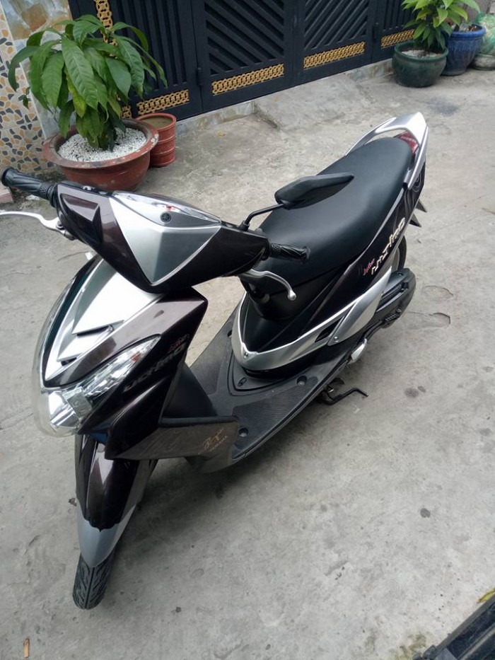 Yamaha Mio Utimo loại bụng bự 2k10 bstp mới 95% tem  hoa văn bánh mâm thắng đĩa xe đẹp máy êm nguyên zin xe máy mạnh chạy nhẹ vọt lợi xăng mua về sử dụng liền xe nhà sử dụng kỷ đi chợ chở con đi học thôi xem xe như hình bán giá 9.8tr liên hệ