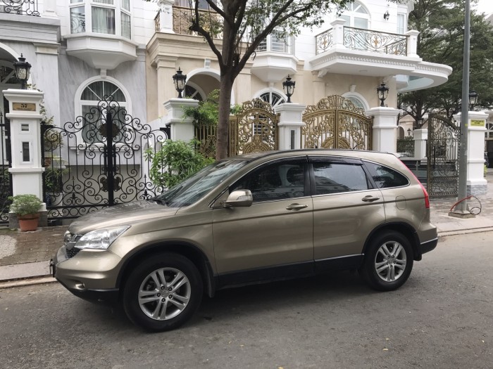 Bán xe Honda CRV 2011 bản 2.4 tự động màu vàng cát.