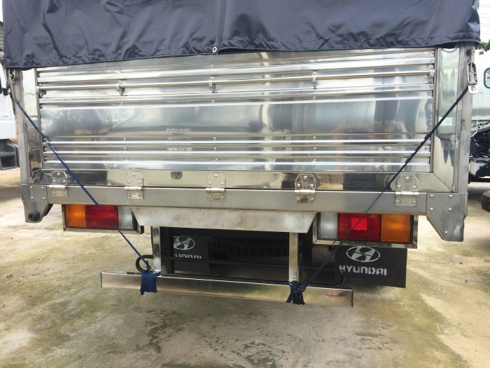 Xe tải hyundai hd99 thùng mui bạt inox mới