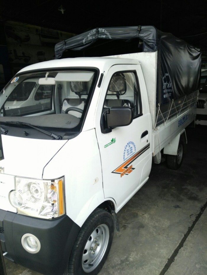 Xe Dongben 800kg màu trắng