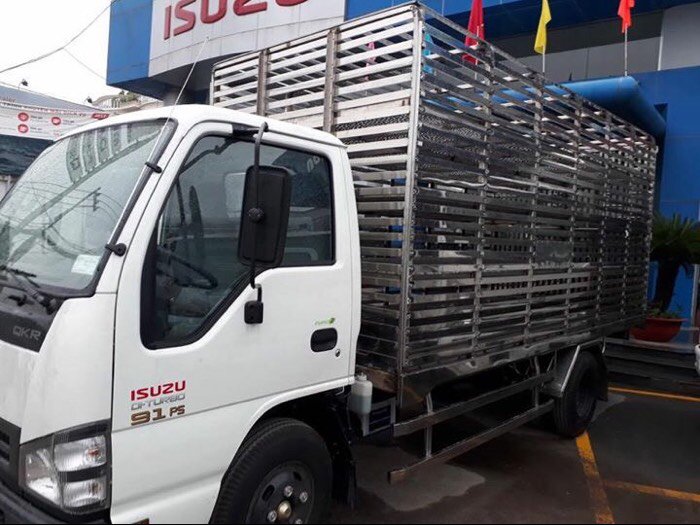 Xe tải isuzu 1,9 thùng chở gia cầm
