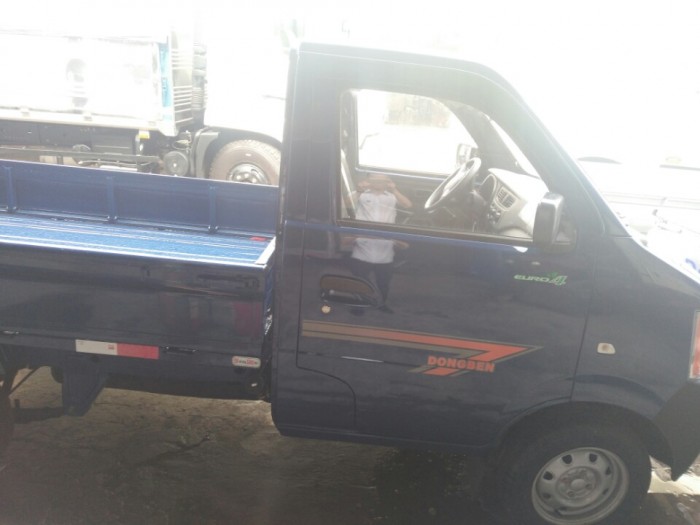 Tải nhẹ Dongben 870kg thùng lửng màu xanh