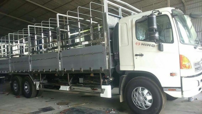 Hino Fl Dài 7,7 M. Giao Xe Trong Vòng 10 Ngày.