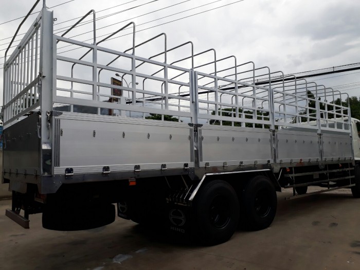 Hino Fl Dài 7,7 M. Giao Xe Trong Vòng 10 Ngày.