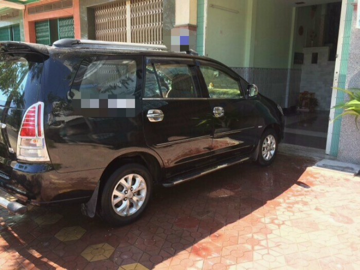 Bán xe Innova màu đen đời G năm 2006