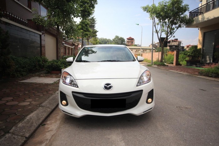 Cần bán chiếc Mazda 3 2013 ngọc trinh chính chủ