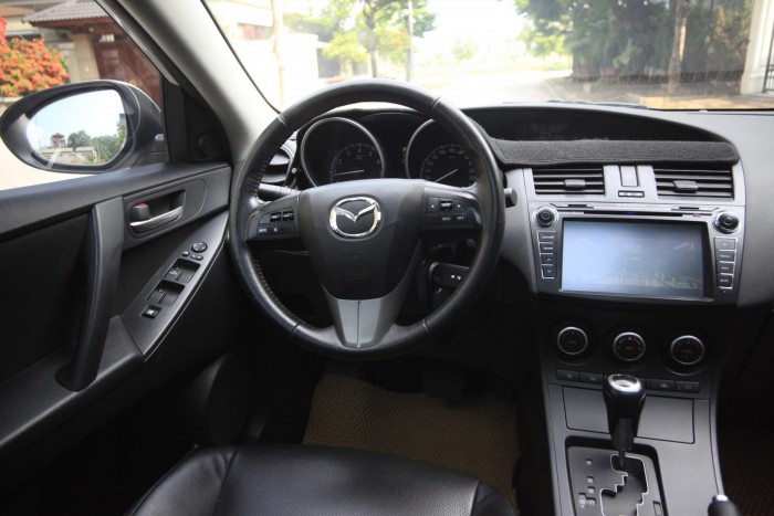 Cần bán chiếc Mazda 3 2013 ngọc trinh chính chủ