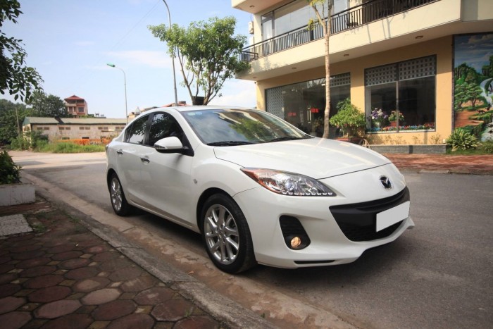 Cần bán chiếc Mazda 3 2013 ngọc trinh chính chủ