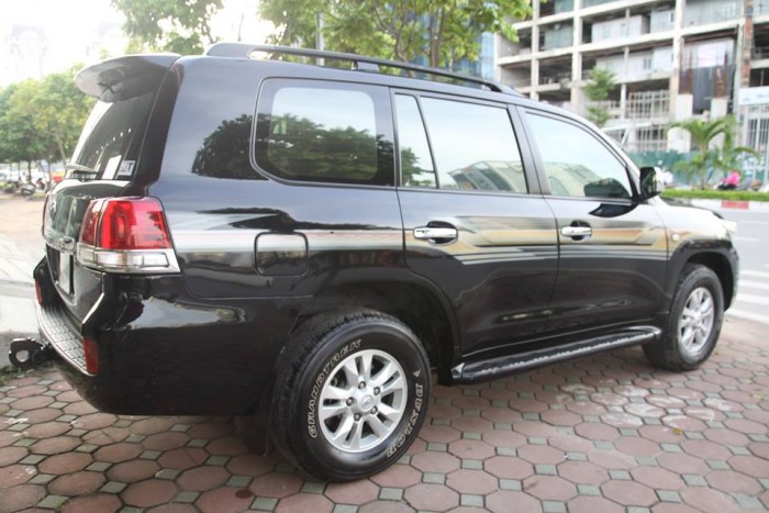 Xe TOYOTA LAND CRUISER GX.R màu đen, nhập khẩu Nhật Bản.  sx/đk 2008.