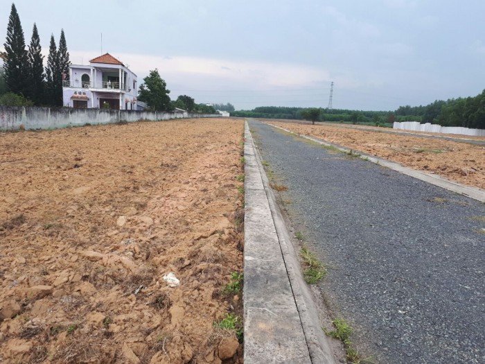 Bán đất mặt tiền xã Long Phước giá chỉ 850trieu/500m2