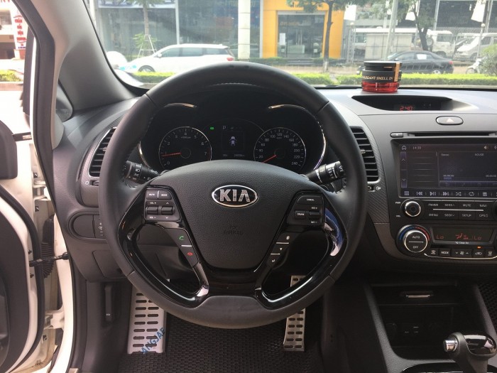 Cần bán xe Kia Cerato 2.0 số tự động 2016, xe tư nhân chính chủ