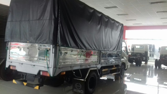 Chuyên bán xe XZU thùng mui bạt 7,5 tấn