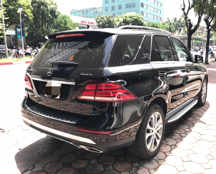 Bán Mercedes GLE400 Exclusive 2017 chạy lướt giá cực tốt
