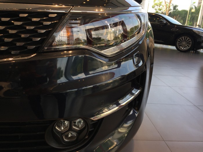 Kia OPTIMA 2017 mới 100% chỉ cần khoảng 170tr là mua được xe