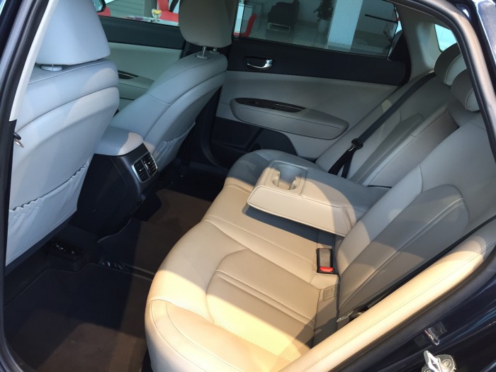 Kia OPTIMA 2017 mới 100% chỉ cần khoảng 170tr là mua được xe