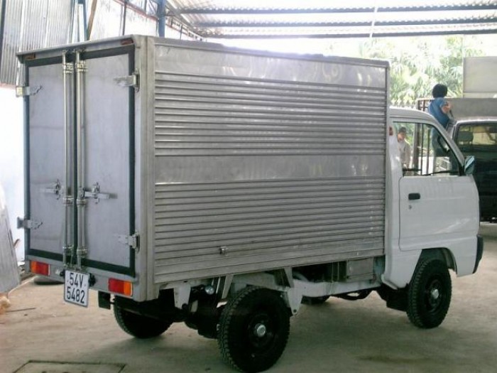 Suzuki Carry Truck Thùng Kín 650kg