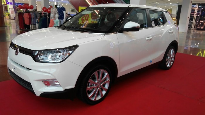 Ssangyong Tivoli nhập khẩu Hàn Quốc, Trả 30tr lấy xe ngay