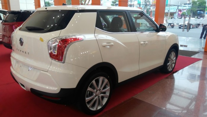 Ssangyong Tivoli nhập khẩu Hàn Quốc, Trả 30tr lấy xe ngay