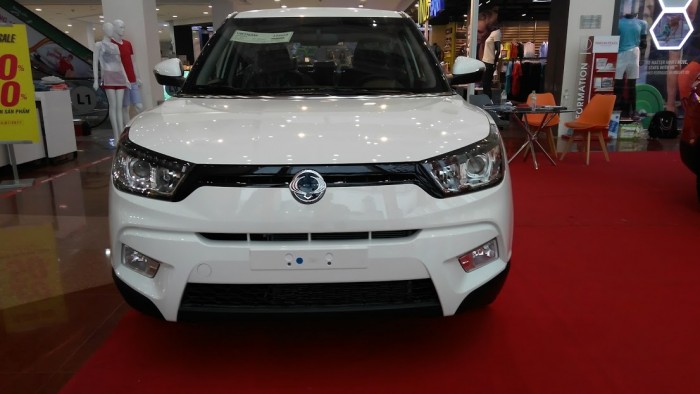 Ssangyong Tivoli nhập khẩu Hàn Quốc, Trả 30tr lấy xe ngay