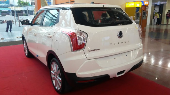 Ssangyong Tivoli nhập khẩu Hàn Quốc, Trả 30tr lấy xe ngay