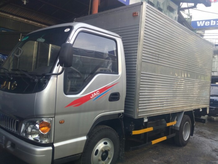 Đại Lý Bán Xe Tải Jac 2,4 Tấn Giá Rẻ Vay Vốn Cao
