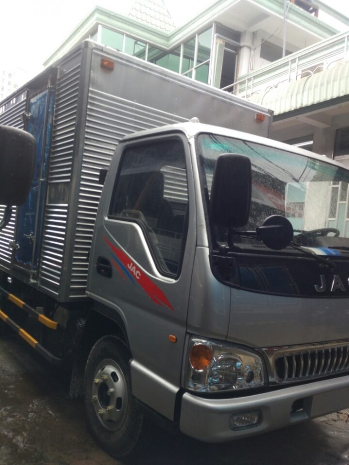 Đại Lý Bán Xe Tải Jac 2,4 Tấn Giá Rẻ Vay Vốn Cao