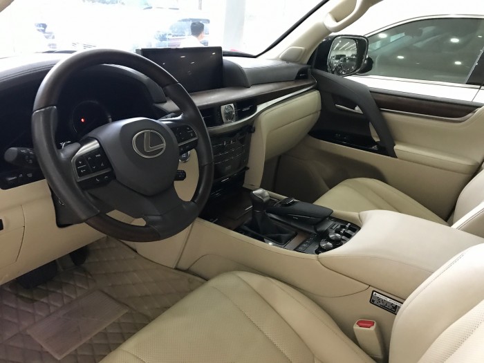 Lexus lx570 mỹ