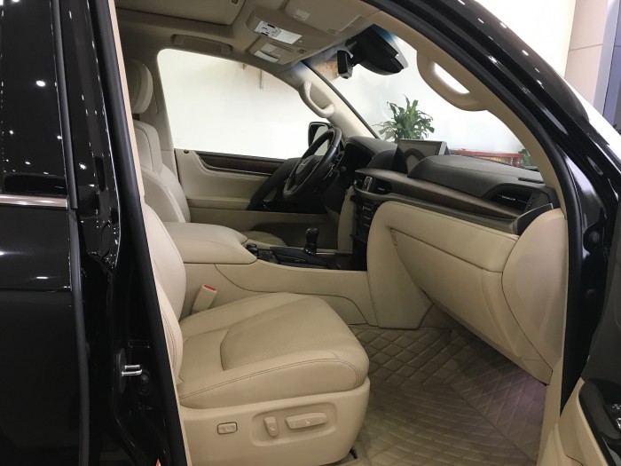 Lexus lx570 mỹ