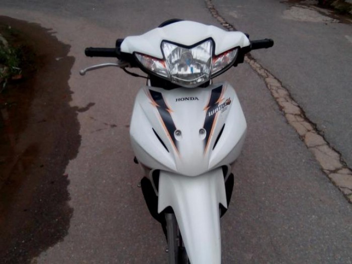 Honda Wave S 110 mẫu mới 2k12 bstp chính chủ xe đẹp máy êm