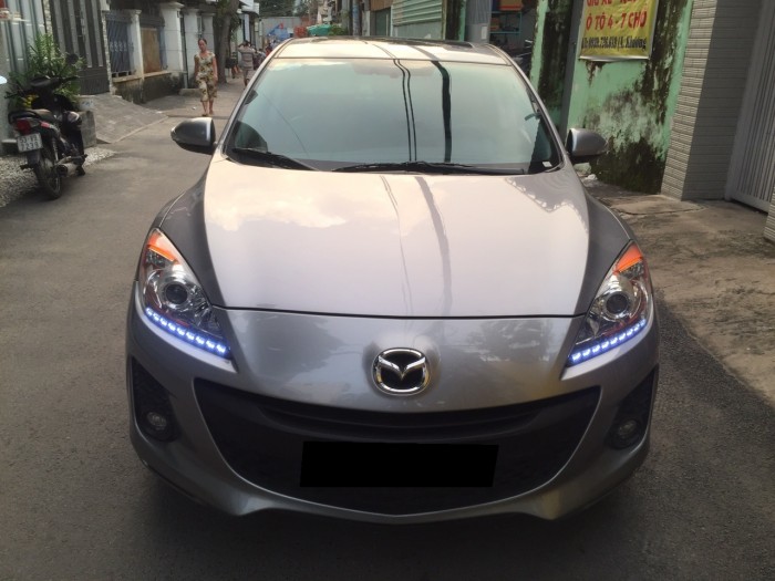 Cần bán xe Mazda 3s 2015 số tự động màu bạc zin đẹp leng keng