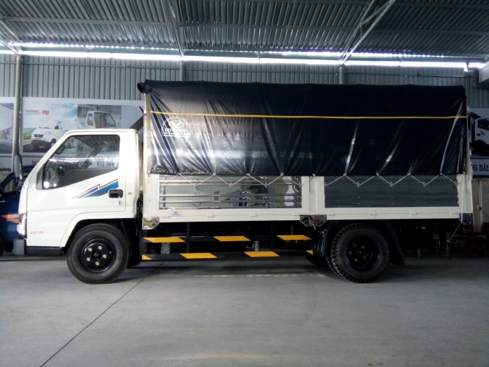 Xe Tải Dothanh 2 Tấn 4. Huyndai Iz49 Thùng Mui Bạt ( Máy Isuzu 2.8 - Turbo Tăng Áp ). Xe Tải Iz49 Cần Thơ