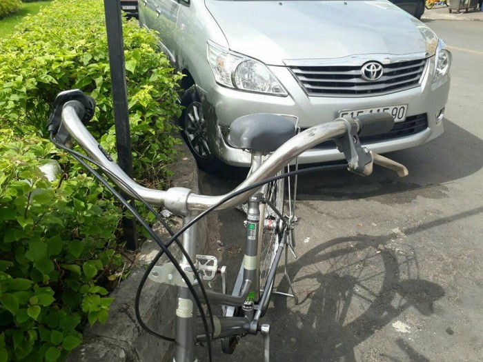 Xe đạp mini Nhật màu xám