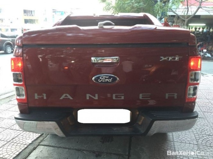 Bán Ford Ranger sx 2014 màu Đỏ số sàn chạy dầu