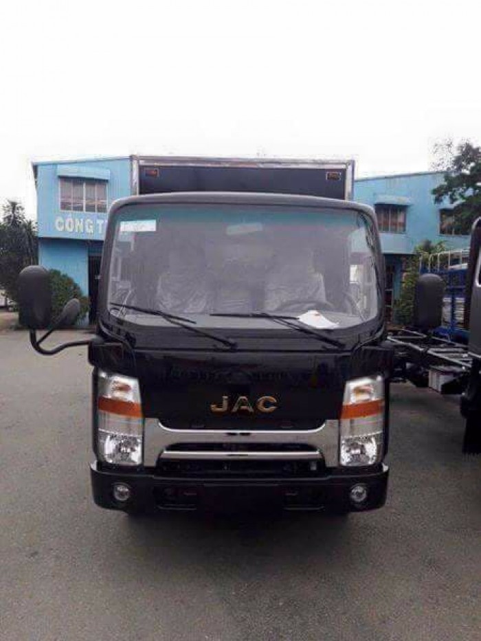 Xe tải jac 2t4