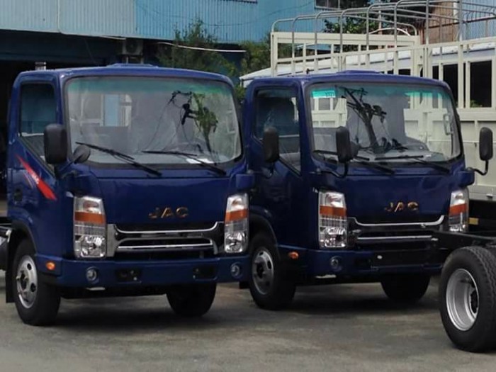 Xe tải jac 2t4