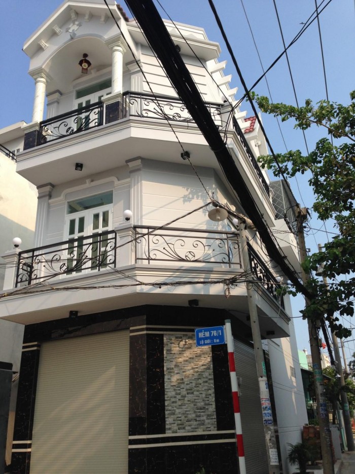 Gia đình cần tiền bán gấp nhà mới Nguyễn Đình Chiểu, Q.1. Giá 4.8 Tỷ