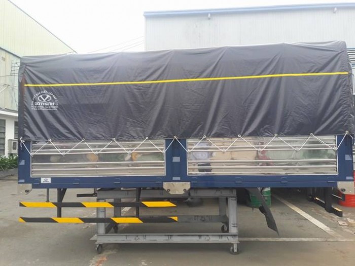 Xe iz49 Hyundai 2017 Sản Phẩm có ưu điểm về tải trọng 4990kg được lưu thông toàn thành phố HCM