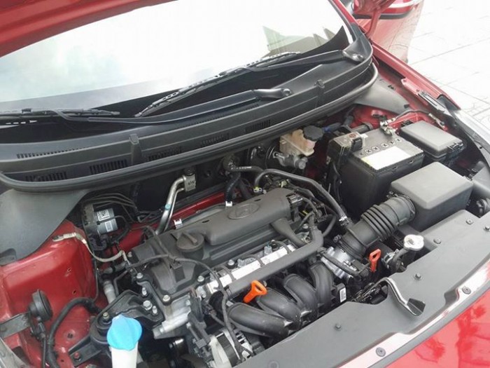 Nhà bán Hyundai i20 Active sx 2015 màu Đỏ nhập khẩu