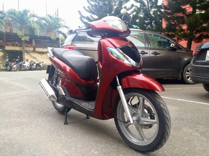 SHi 150cc Hàn Quốc Chính Hãng ESH@ Tuyệt Đẹp Giống SHi Nhật 100%