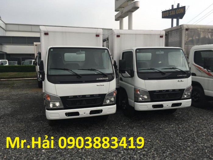 Xe tải FUSO Canter tải trọng 2t (2017) thùng kín Composite