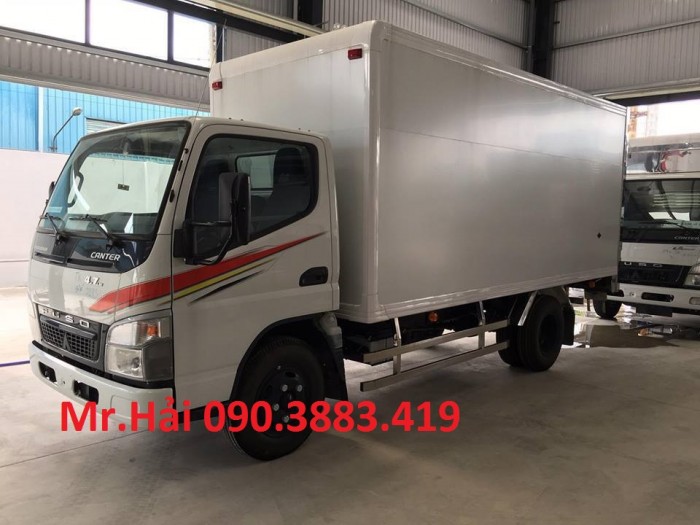 Xe tải FUSO Canter tải trọng 2t (2017) thùng kín Composite