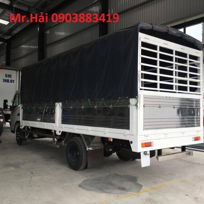 Xe tải FUSO Canter tải trọng 4.5t thùng mui bạt