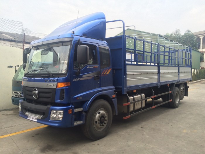 Giá bán xe tải 3 chân Thaco Aumman C1500/P230 tải trọng 14.8 tấn.