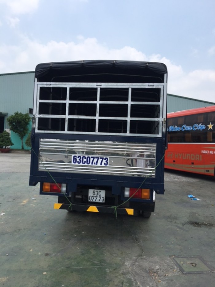 Xe Hyundai Iz49 Đời 2017 Cabin Sắt Xi Thùng Lững Tải trọng ưu tiên lưu thông thành phố