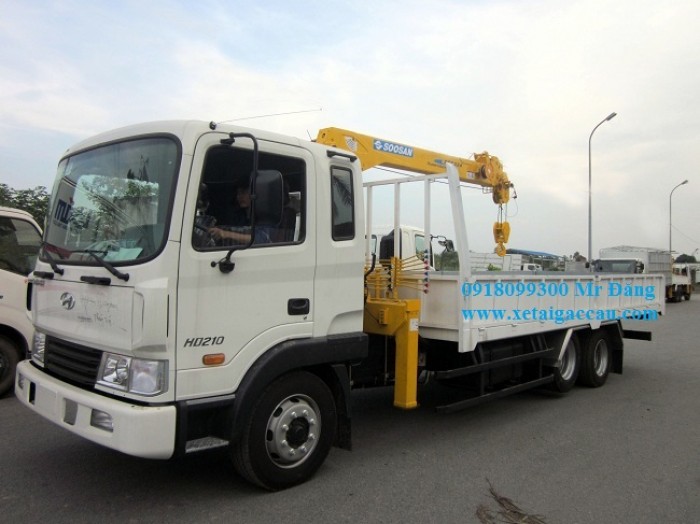 Bán Xe Tải Hyundai HD210 Gắn Cẩu 5 Tấn Soosan Scs513